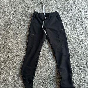 Barely worn XXS Figs yola pants
